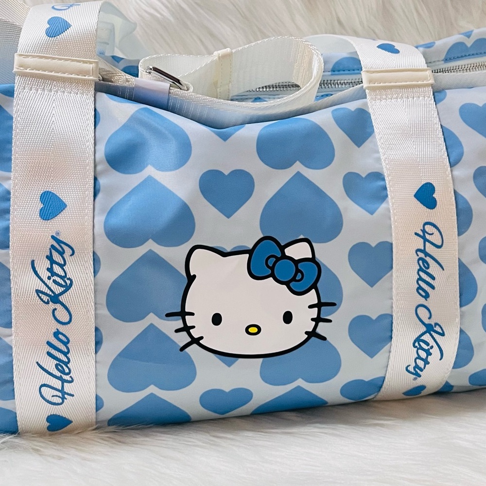 Hello Kitty Duffel‎ Bag - Picture 5 of 5